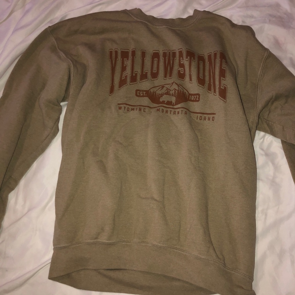 Yellowstone crewneck
